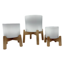 Tripé De Madeira Com Vasos Cerâmica Branco Cilíndrico P M G